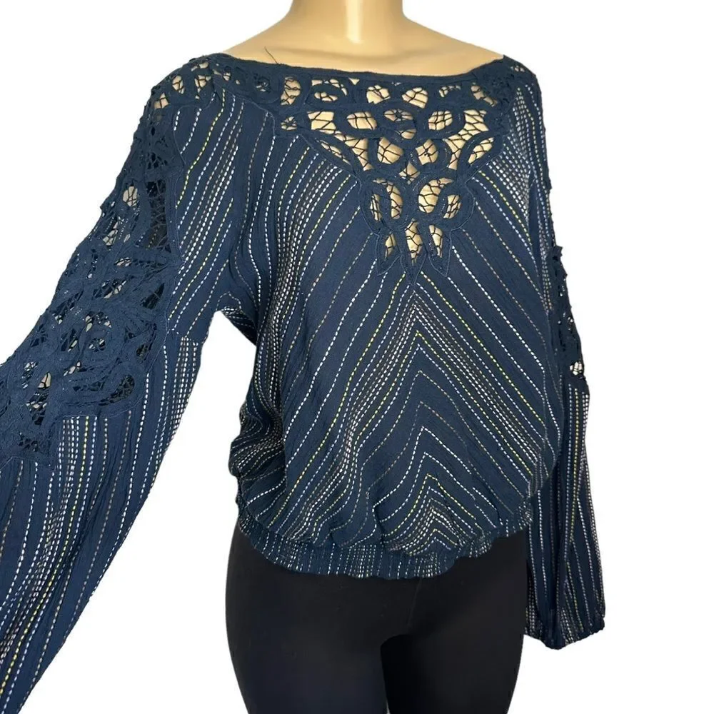 Free People Floating Memories Pullover dark blue Crotchet Lace Top small EUC